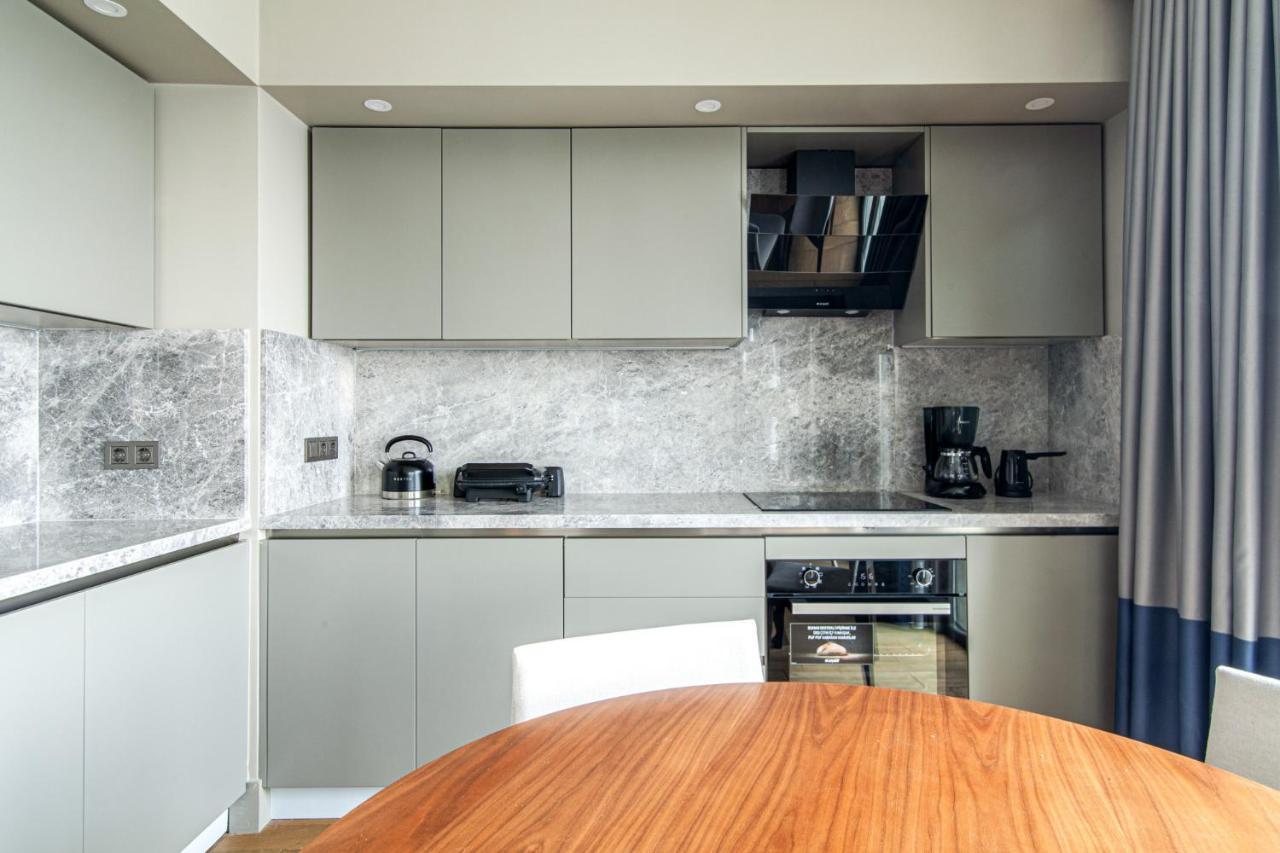 Flat With Panoramic Bosphorus View In Cihangir Istambul Exterior foto